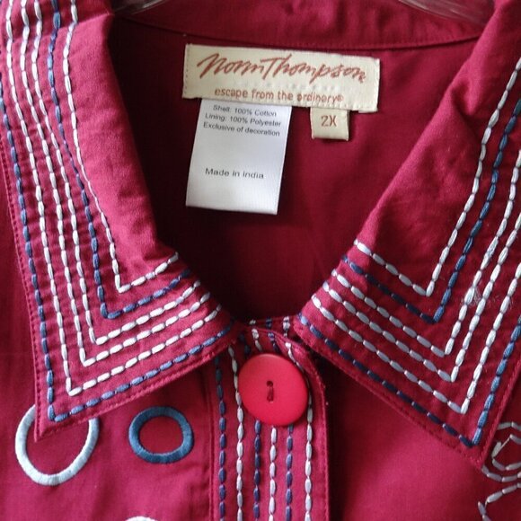Norm Thompson women's size 2X, light weight jacket burgundy / blue embroidery - Picture 4 of 12
